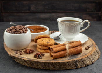 Adicionar canela e sal ao café: para que serve e quando é recomendado
