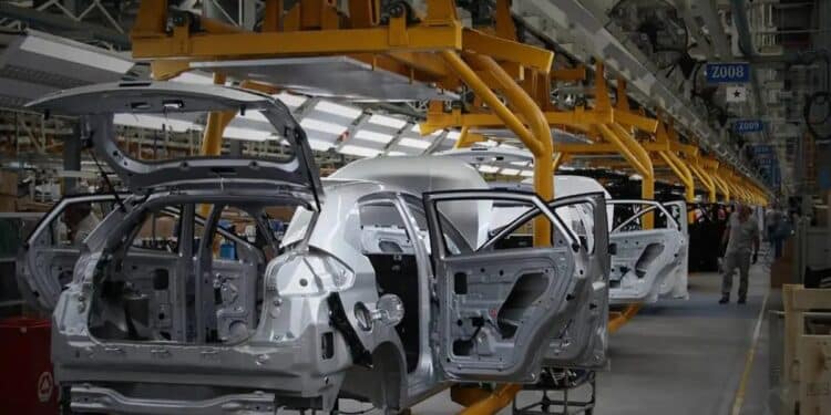 Deputados querem proibir que montadoras chinesas produzam seus carros neste país