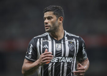 Filho de Hulk dá os primeiros passos como jogador profissional no futebol brasileiro