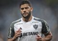 Enquanto Hulk fatura R$ 1,8 milhão por mês no Galo, Fluminense oferece salário astronômico