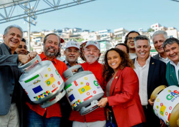 Quem recebe Bolsa Família deve ganhar o Gás do Povo automaticamente do governo?