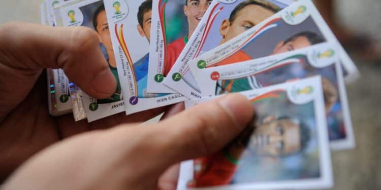 Peso dos pacotes das figurinhas da Copa do Mundo: o total com e sem Legends