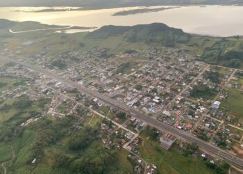 Cidade conhecida como Terra dos Caminhoneiros convive com falta de luz quase todos os dias mesmo às margens da BR-101