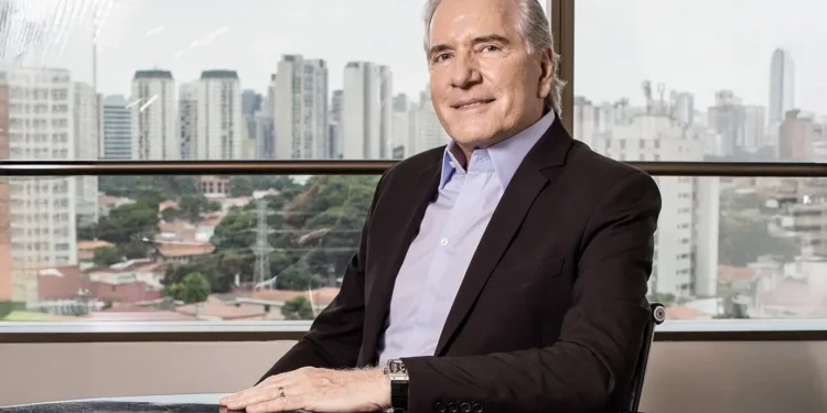 Roberto Justus aposta em nova tecnologia capaz de produzir 10 mil casas por ano no Centro-Oeste