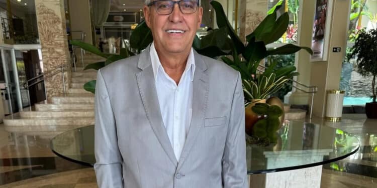 Mauro Naves terá parceiro ex-Globo para cobrir a Seleção Brasileira no SBT