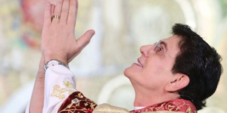 Padre Reginaldo Manzotti acredita que homens casados poderão ser padres
