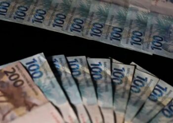 Aposentados do INSS devem ver o benefício subir para R$ 1.717 a partir desta data