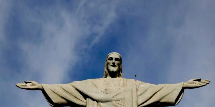 Brasil vai além do Cristo Redentor e tem duas maravilhas naturais entre as sete do mundo