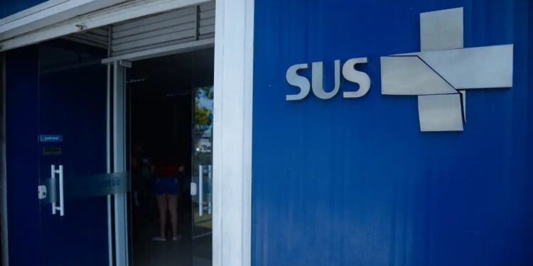 Pacientes do SUS que fazem tratamento em outra cidade poderão ganhar ajuda de custo