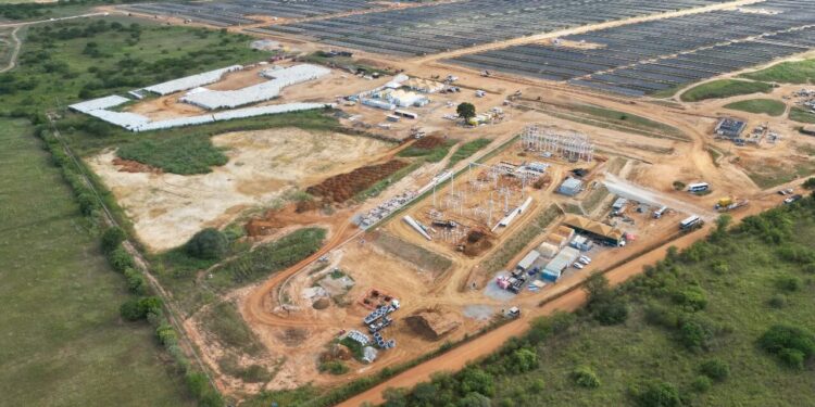 Cidade do interior recebe R$ 705 milhões em investimentos para megacomplexo solar com 4 usinas começar a operar