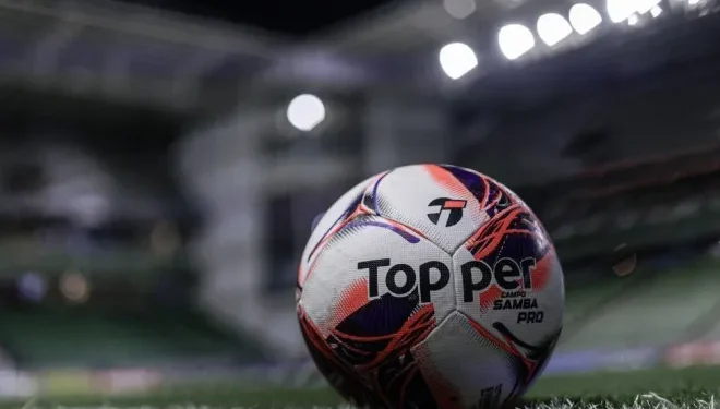 R. Gaúcho assina contrato para treinar clube mineiro