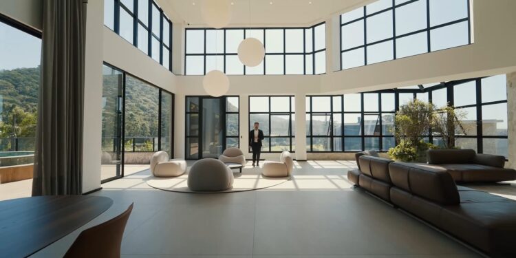 Mansão de R$ 25 milhões com 1.700 m² chama atenção em ilha da cidade com 2º metro quadrado mais caro do Brasil