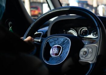 Novo lançamento da FIAT será o substituto do Uno no Brasil, ainda em 2026