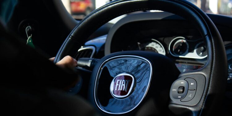 Novo lançamento da FIAT será o substituto do Uno no Brasil, ainda em 2026
