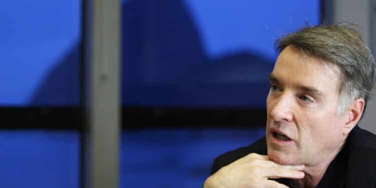 Eike Batista ainda tem uma coleção de carros de luxo na sua garagem