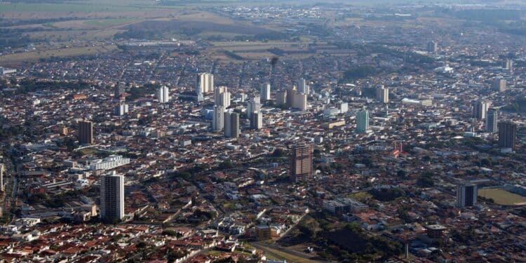 Donos de imóveis sem Habite-se podem receber multa de R$ 1.046,40 a partir de agora