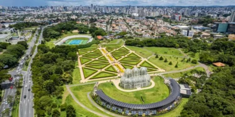 Cidades brasileiras que ficam melhores de visitar no outono