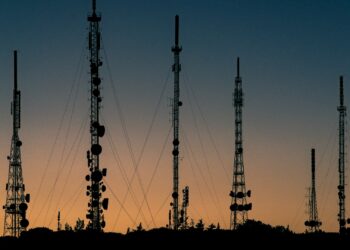 Empresa de telecomunicações brasileira encerra uma era após venda de R$ 60 milhões