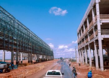Cidade com 8 mil habitantes vai ganhar fábrica colossal capaz de gerar 20 mil empregos