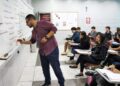 Professores que se enquadram nesta lista têm direito ao piso de R$ 5,1 mil