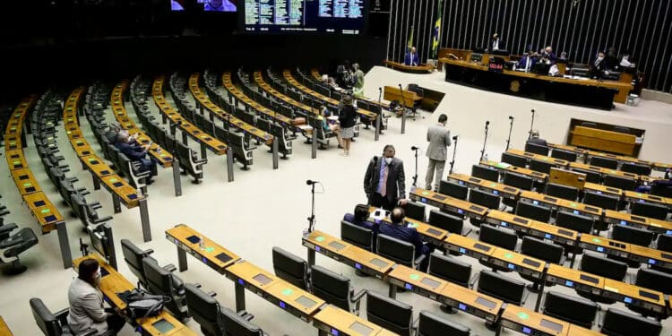 Aviso geral para MEIs inadimplentes sobre suspensão aprovada na Câmara