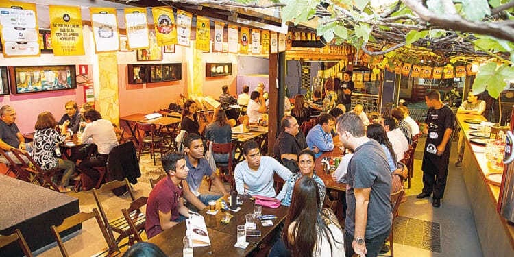 Capital com maior número de botecos por habitantes é a 3ª cidade mais feliz do Brasil