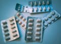 Novo medicamento dispensa implante para reverter a calvície