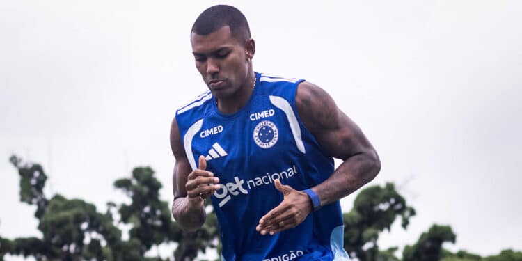 Por R$ 1,3 milhão mensal, Walace deixa o Cruzeiro para jogar no Grêmio