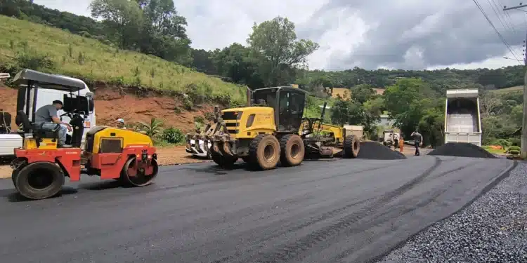 Estado onde o governador tem 51% de aprovação investe R$ 3,8 bilhões em reconstrução de estradas e pontes
