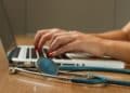 Serviços essenciais de saúde vão funcionar aos sábados e domingos com o fim da escala 6×1?