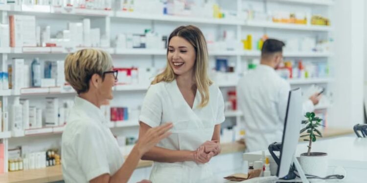 Farmácias encontram nova forma de ganhar muito dinheiro além de vender medicamentos