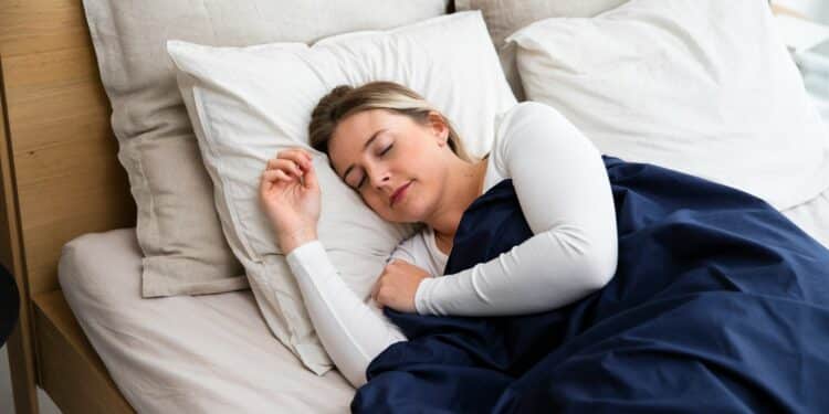 8 dicas para evitar o ronco e ter uma boa noite de sono