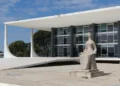 Julgamento que interessa a segurados do INSS é suspenso pelo STF