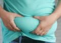 Inchaço abdominal constante pode significar algo maior do que apenas excesso de glúten