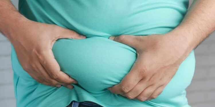 Inchaço abdominal constante pode significar algo maior do que apenas excesso de glúten