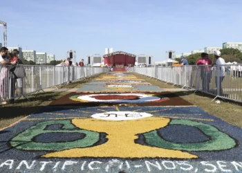 Como descobrir se Corpus Christi é feriado na minha cidade?