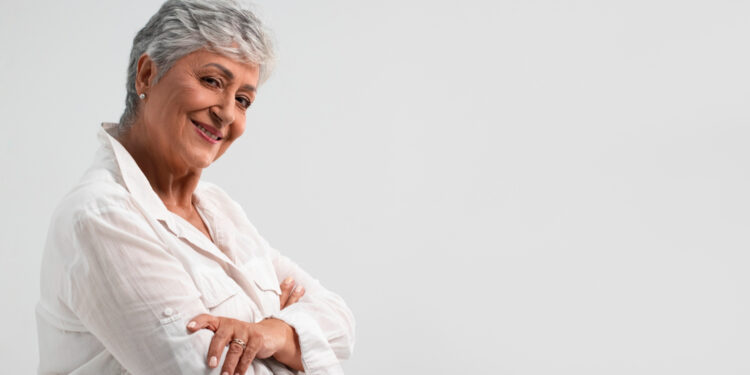 2 programas habitacionais oferecem benefícios para idosos na compra de uma casa